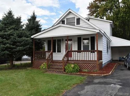 622 Saint Paul St, Marysville, MI, 48040-1339 | Card Image