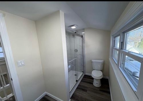 405 Elm Ave, RIVERTON, NJ, 08077-1305 | Card Image