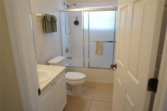 Guest bathroom | Image 29