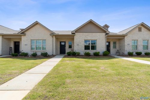 431 Ronnie Dr Se, Hartselle, AL, 35640-5997 | Card Image