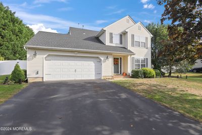 4 Peter Place, House other with 3 bedrooms, 2 bathrooms and null parking in Hazlet NJ | Image 2