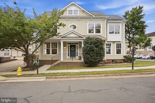 10017 Pentland Hills Way, BRISTOW, VA, 20136-2658 | Card Image