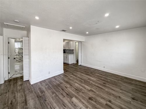 3-2620 Nw 18th Ter, Oakland Park, FL, 33311-2110 | Card Image