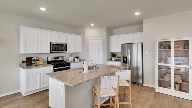 457 Sandringham Loop, House other with 4 bedrooms, 3 bathrooms and 2 parking in Uhland TX | Image 17