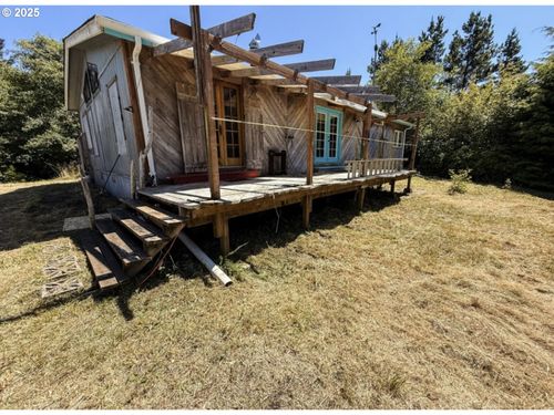 8790 Nw Kinglet St, Seal Rock, OR, 97376-9754 | Card Image