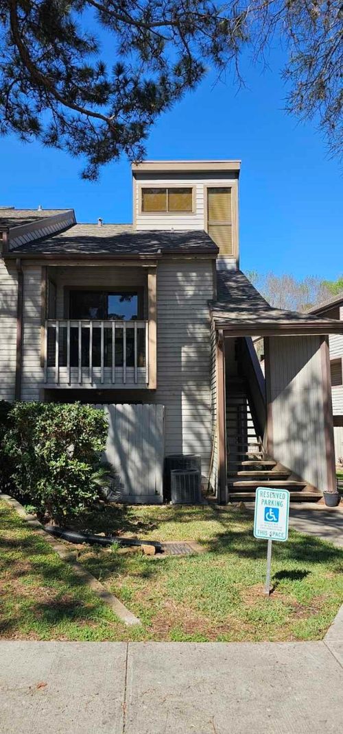 b201-3900 Aspen Dr, Montgomery, TX, 77356-8588 | Card Image