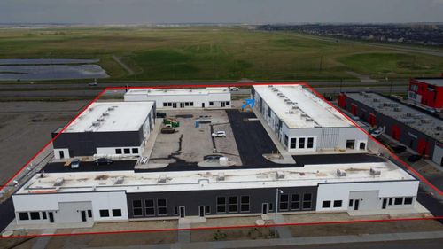 {{alt}} | Card Image