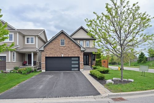 2 Warman St, Alliston, ON, L9R0C2 | Card Image