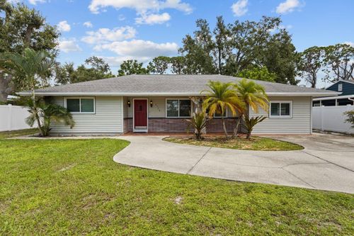 2520 E Milmar Dr, Sarasota, FL, 34237-7252 | Card Image