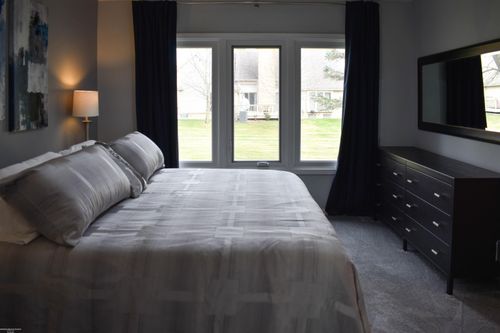 16738 Fieldstone Rdg, Macomb, MI, 48042-1114 | Card Image