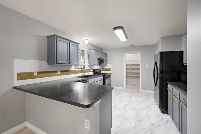 14506 Golden Cypress Ln, House other with 4 bedrooms, 3 bathrooms and 2 parking in Cypress TX | Image 10