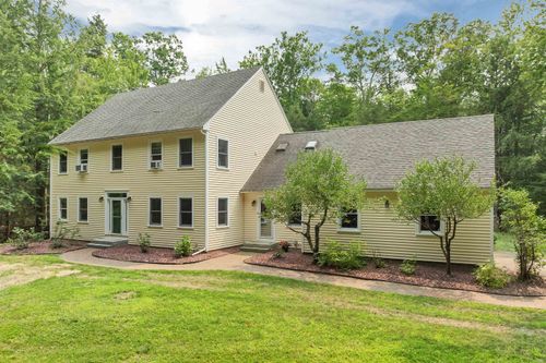 11 Longview Dr, Bow, NH, 03304-4809 | Card Image