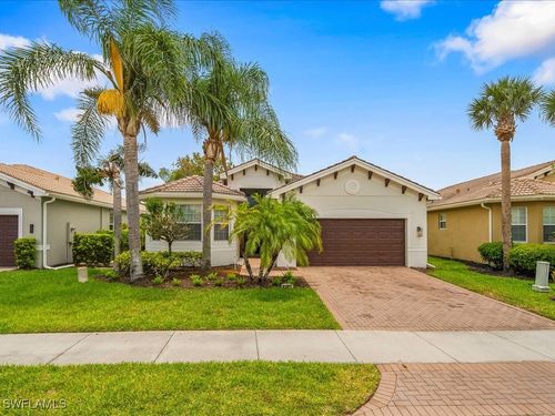 6491 Marbella Dr, NAPLES, FL, 34105-5044 | Card Image