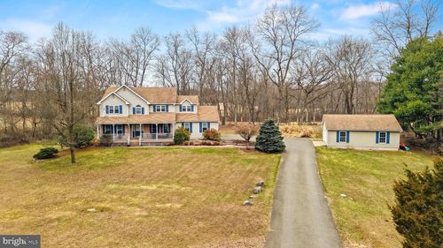 181 Lower Cherry Valley Rd, Saylorsburg, PA, 18353-8326 | Card Image