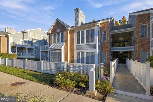 304-2704 Summerview Way, ANNAPOLIS, MD, 21401-7752 | Card Image