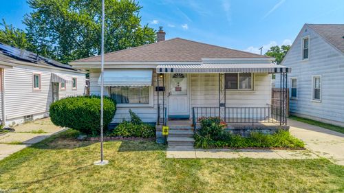 24828 Laetham Avenue, Eastpointe, MI, 48021 | Card Image