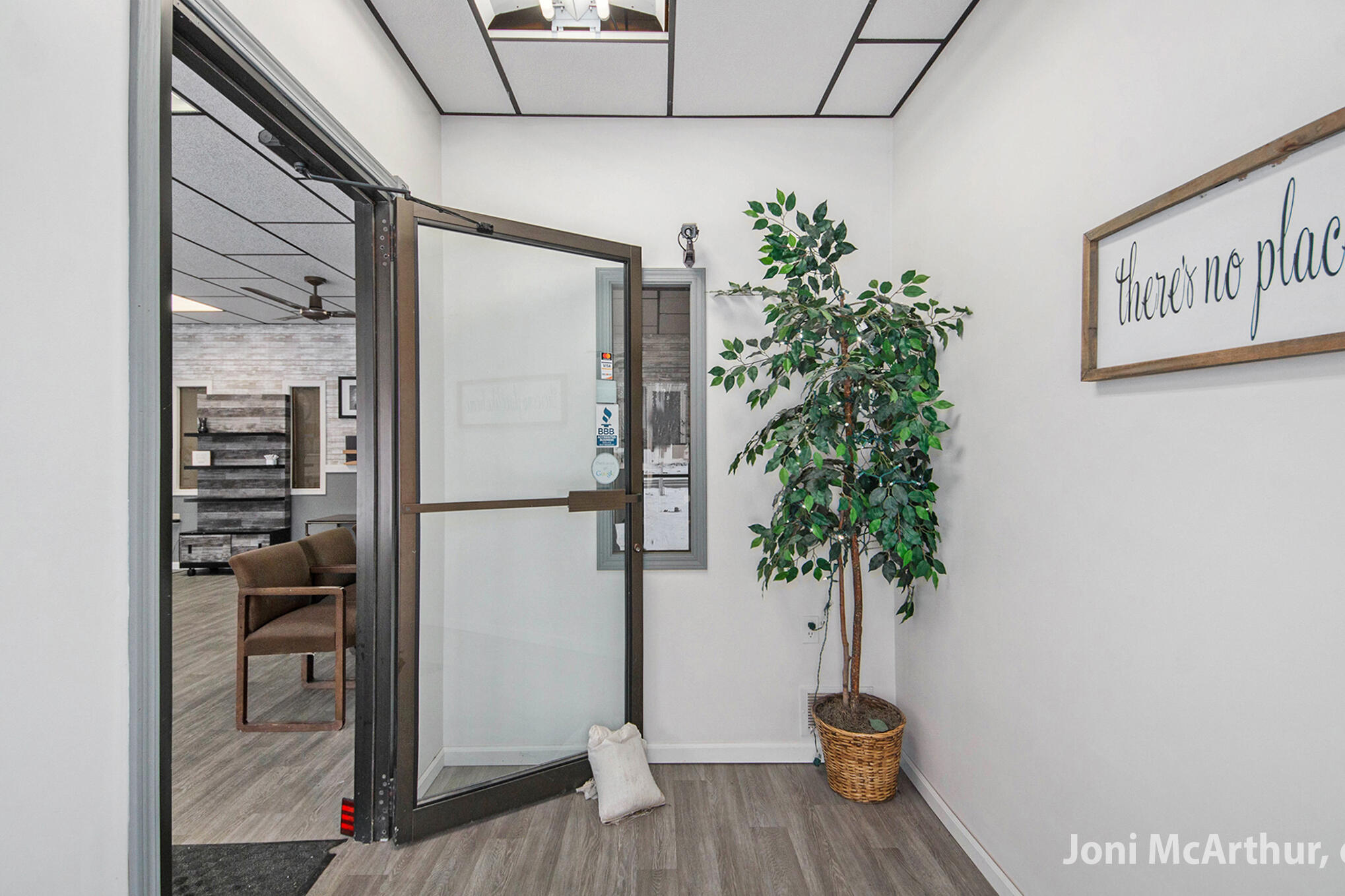 Commercial Sale in Greenville 4