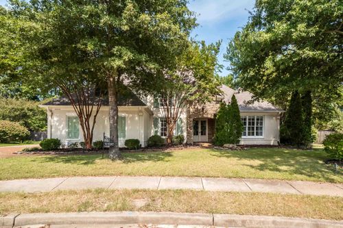 10230 Mackwood Dr, Lakeland, TN, 38002-8413 | Card Image