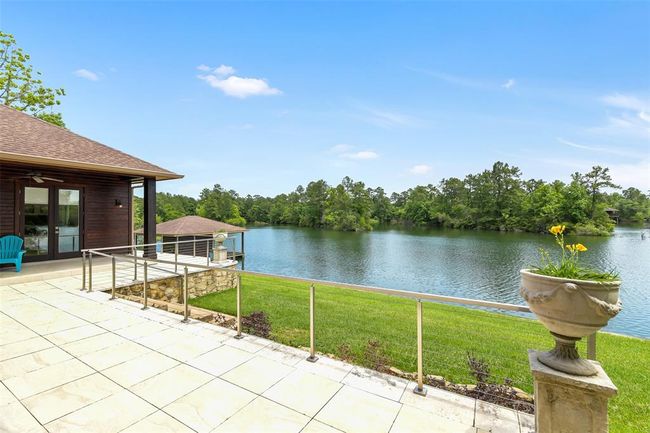 18 Smith Loop N, House other with 4 bedrooms, 5 bathrooms and 2 parking in Cleveland TX | Image 28