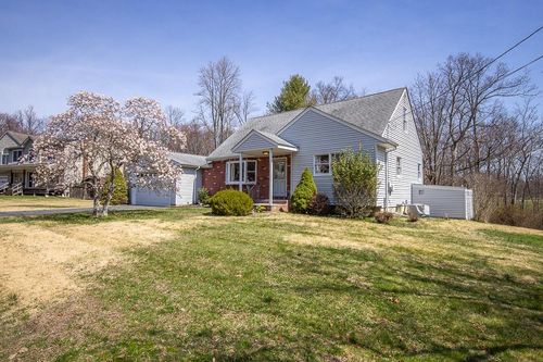 74 Cara Dr, Pearl River, NY, 10965-1415 | Card Image