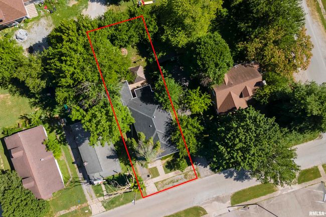 405 E Poplar St, House other with 4 bedrooms, 2 bathrooms and null parking in West Frankfort IL | Image 25