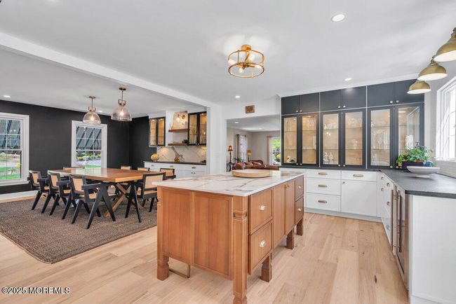 Dining Area | Image 18