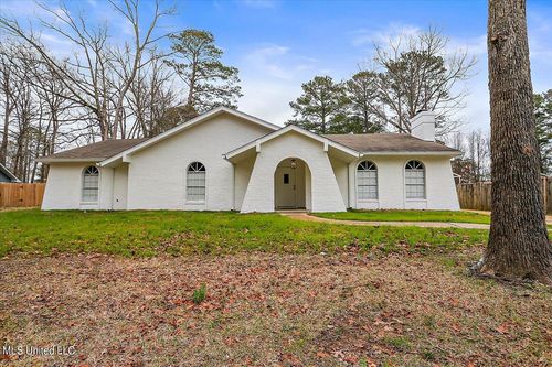 249 Bay Park Dr, Brandon, MS, 39047-6111 | Card Image