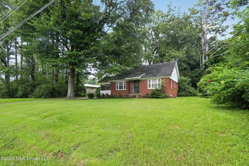 105 Se Boundary Street, Holly Springs, MS, 38635 | Card Image