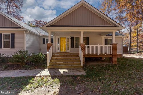 600 Signboard Rd, BUMPASS, VA, 23024-3669 | Card Image