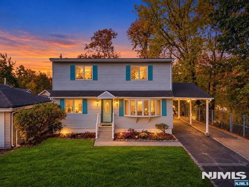 90 Island Ave, Little Falls, NJ, 07424-1221 | Card Image