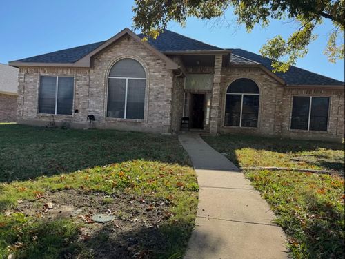 1626 Waterford Dr, Lewisville, TX, 75077-2424 | Card Image