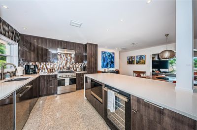 Gourmet Kitchen | Image 3