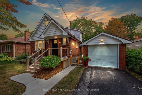 205 Westdale Ave, Kingston, ON, K7L4S4 | Card Image
