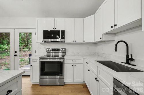 10237 Cairnsmore Pl, Mint Hill, NC, 28227-4301 | Card Image