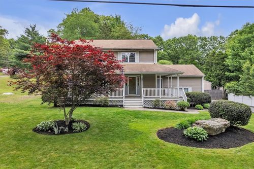 23 Blissdale Ave, Cumberland, RI, 02864-5521 | Card Image