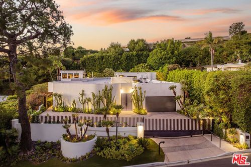 1821 Loma Vista Dr, Beverly Hills, CA, 90210-1928 | Card Image