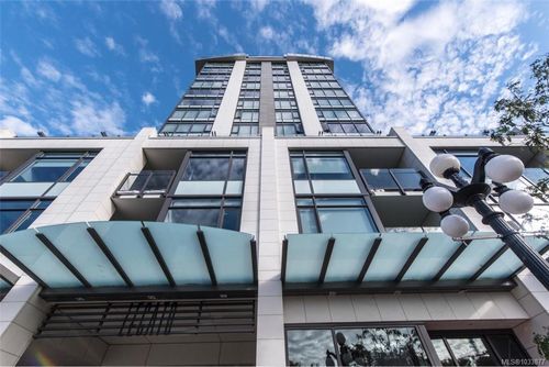 605-960 Yates St, Victoria, BC, V8V3M3 | Card Image