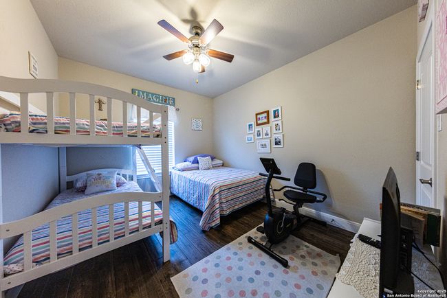 200 S Calvin Barrett, House other with 3 bedrooms, 2 bathrooms and null parking in Blanco TX | Image 15