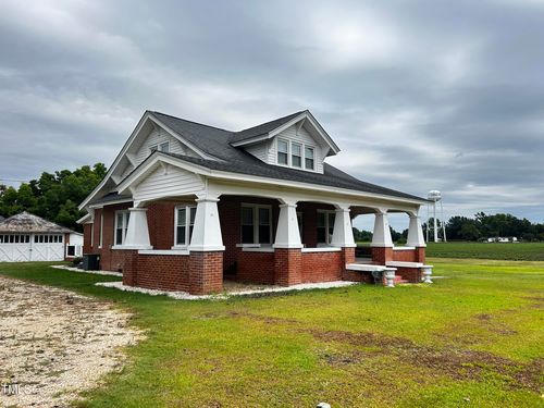 25 Railroad St, Turkey, NC, 28393 | Card Image