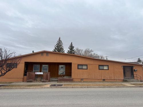 406 6th St, Rawlins, WY, 82301-5408 | Card Image