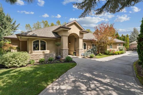 232 W Oakhampton Dr, Eagle, ID, 83616-6734 | Card Image