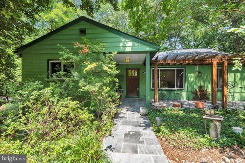 110 Devon Ct, SILVER SPRING, MD, 20910-5439 | Card Image
