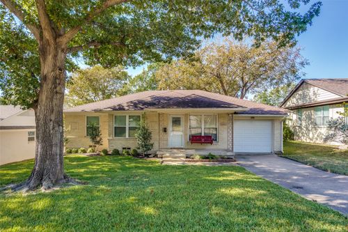 11615 Colmar St, Dallas, TX, 75218-1825 | Card Image