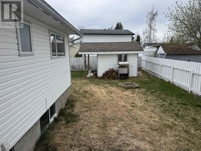 18 Tutu Ave, House other with 4 bedrooms, 3 bathrooms and null parking in Mackenzie BC | Image 14