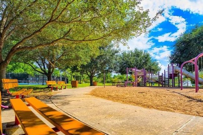 Kids always have a place to play nearby with more than 150 acres devoted to recreational activities including 4 pools and bike trails that connect its 12 playgrounds and recreation centers. | Image 36