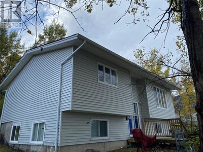 80 Petley St, Home with 4 bedrooms, 2 bathrooms and null parking in Corner Brook NL | Image 2