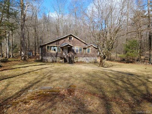 43 Hemlock Avenue, Bethel, NY, 12778 | Card Image