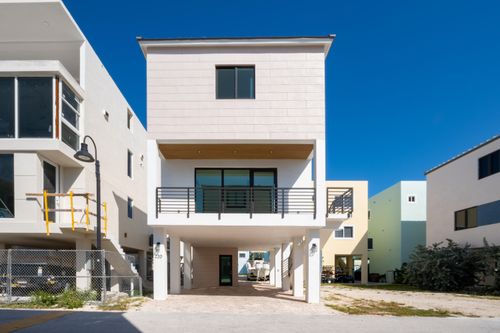 unit-220-94825 Overseas Hwy, Key Largo, FL, 33037-3894 | Card Image