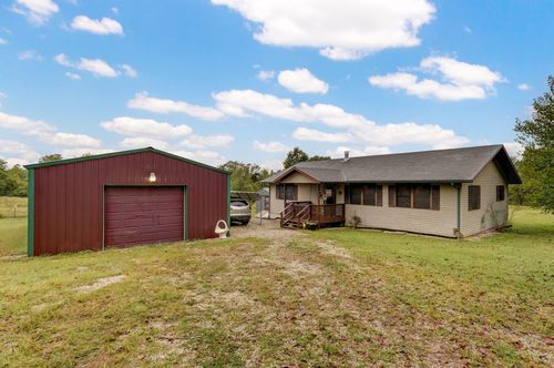 211 N Pacific St, Urbana, MO, 65767-9228 | Card Image