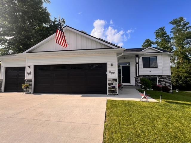 Delrose Ln, Rochester, MN 55902